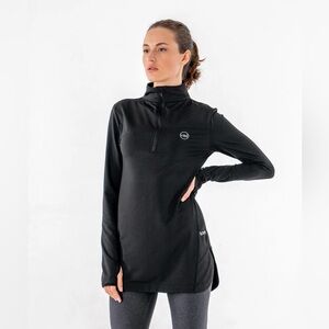 NWT Veil Garments Spark Half-Zip in Black